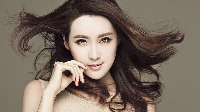 訓練出自(zì)己的語言小模型可(kě)以對公司的業務和(hé)運作(zuò)帶來重大的影響和(hé)改變|美女(nǚ)壁紙(zhǐ)|高清美女(nǚ)壁紙(zhǐ)|高清壁紙(zhǐ)