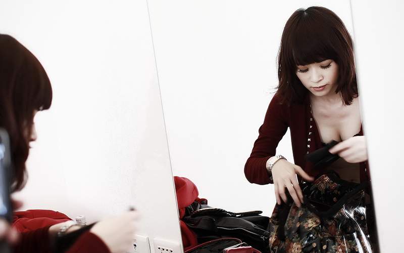 生成式人(rén)工(gōng)智能(néng)的經濟潛力|美女(nǚ)壁紙(zhǐ)|高清美女(nǚ)壁紙(zhǐ)|高清壁紙(zhǐ)